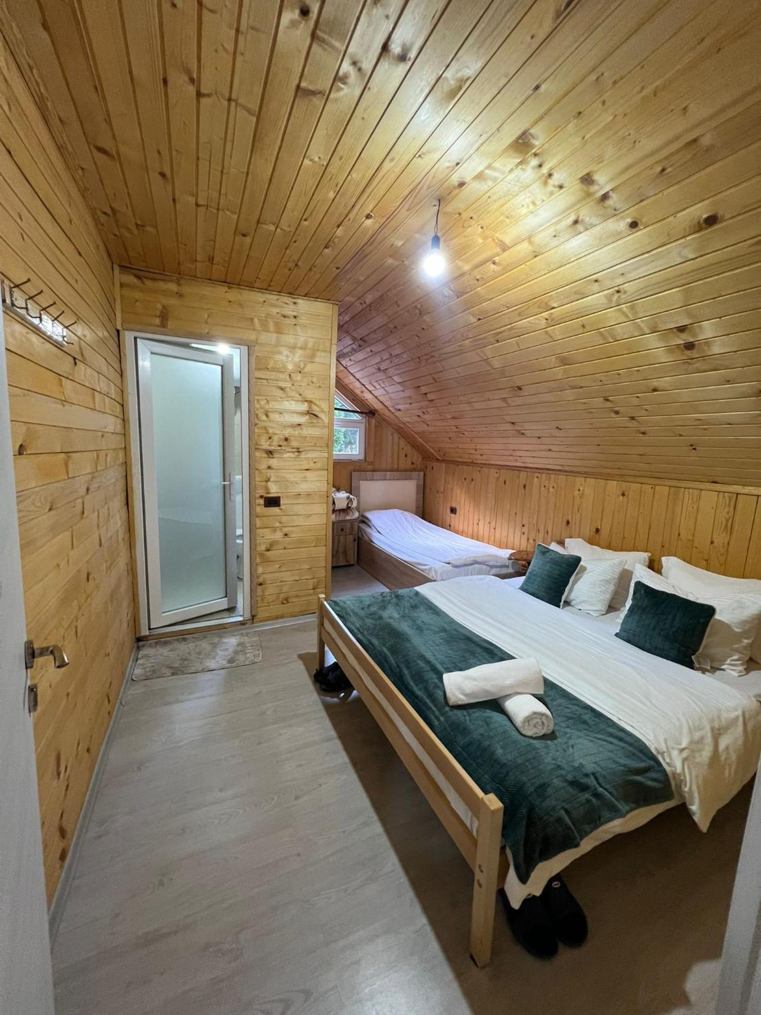 Bed and Breakfast Bujtina Arlindi Valbone Exterior foto